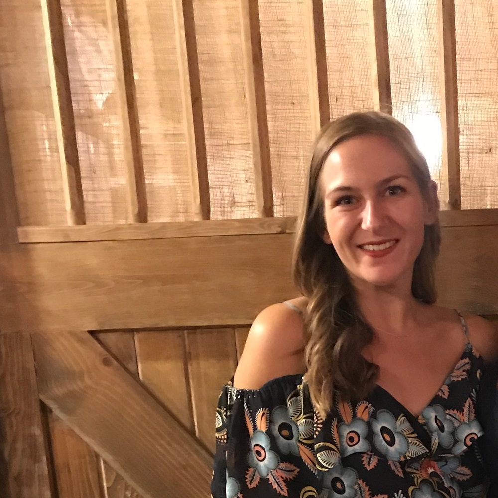 Meet your Posher, Elizabeth